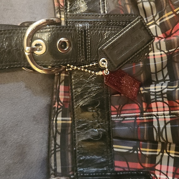 Coach Poppy Signature Tartan Plaid Red, Black & Green Shoulder HandBag - Picture 6 of 6